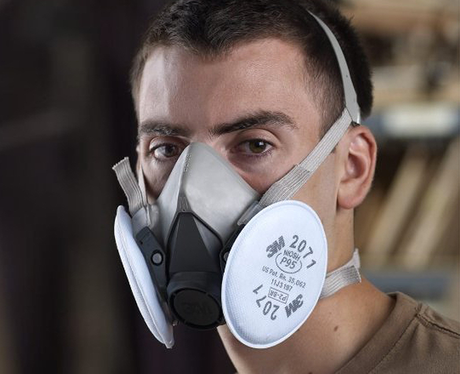 media-mascara-reutilizable-3m-6100-accion