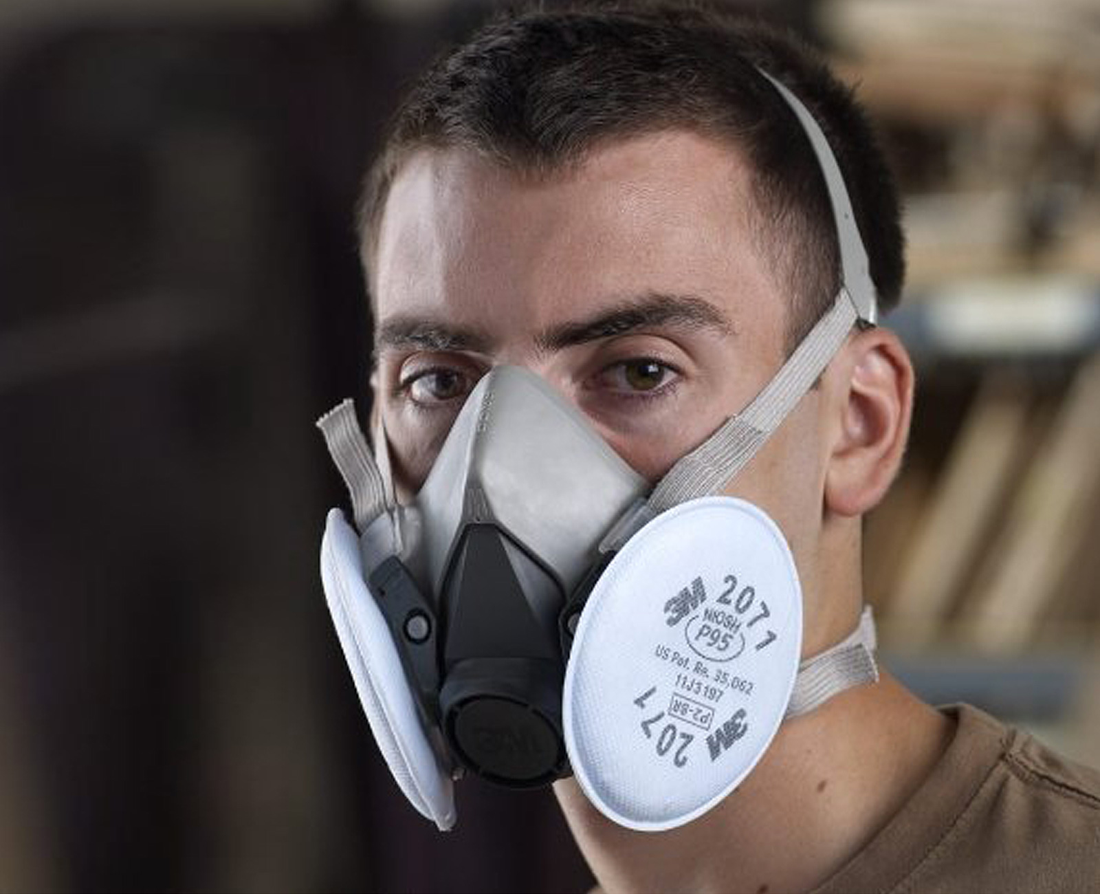 media-mascara-reutilizable-3m-6200-accion